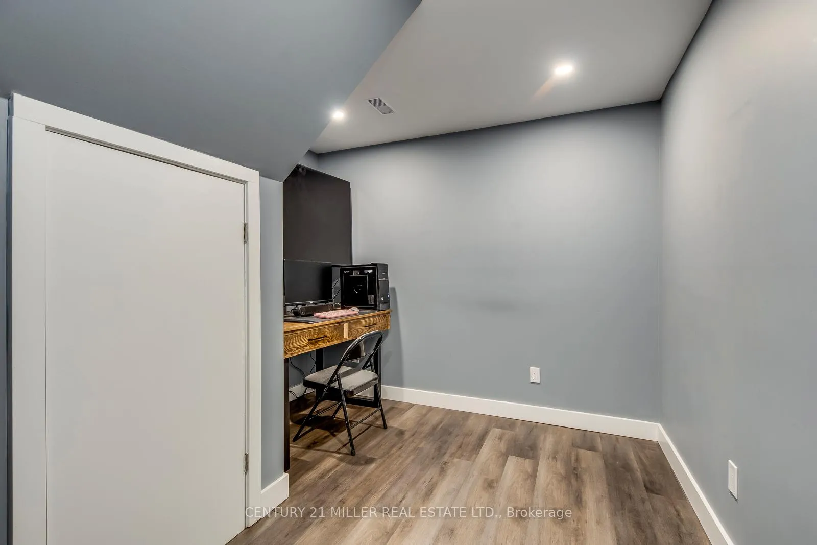 Photo 44 of 4645 Ethel Road, Burlington, Alton — HOMEH