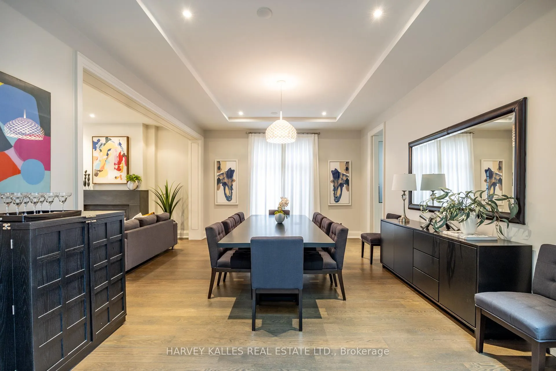Photo 8 of 14 Sulgrave Crescent, North York, St. Andrew-Windfields — HOMEH