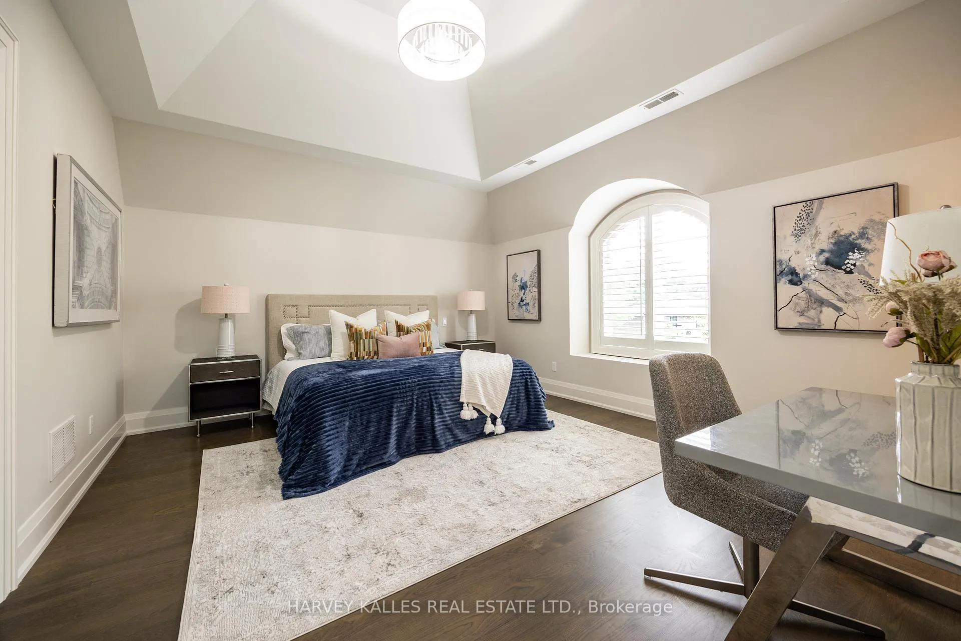 Photo 36 of 14 Sulgrave Crescent, North York, St. Andrew-Windfields — HOMEH