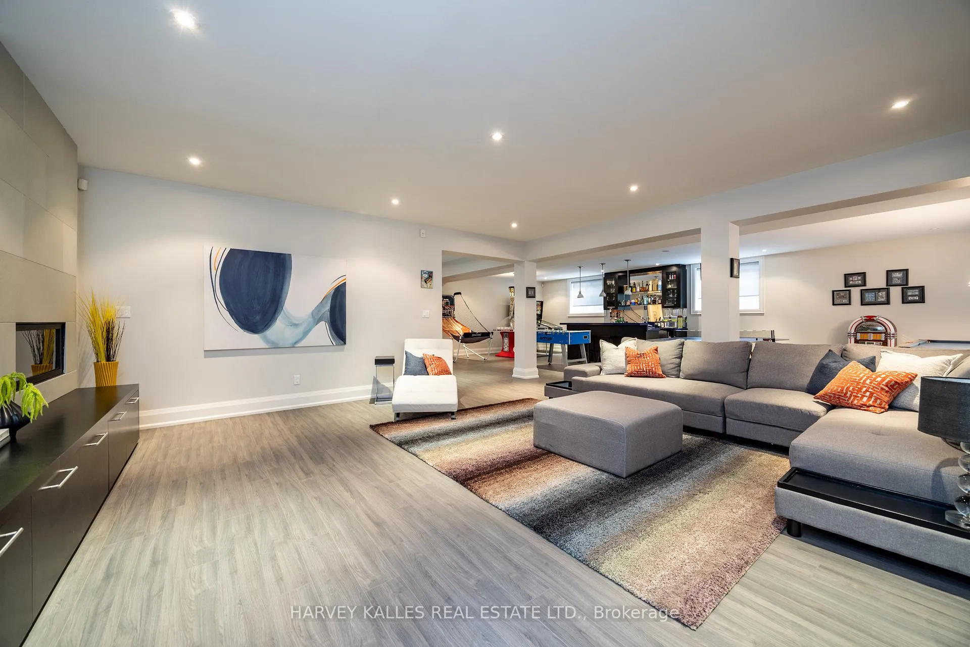 Photo 39 of 14 Sulgrave Crescent, North York, St. Andrew-Windfields — HOMEH