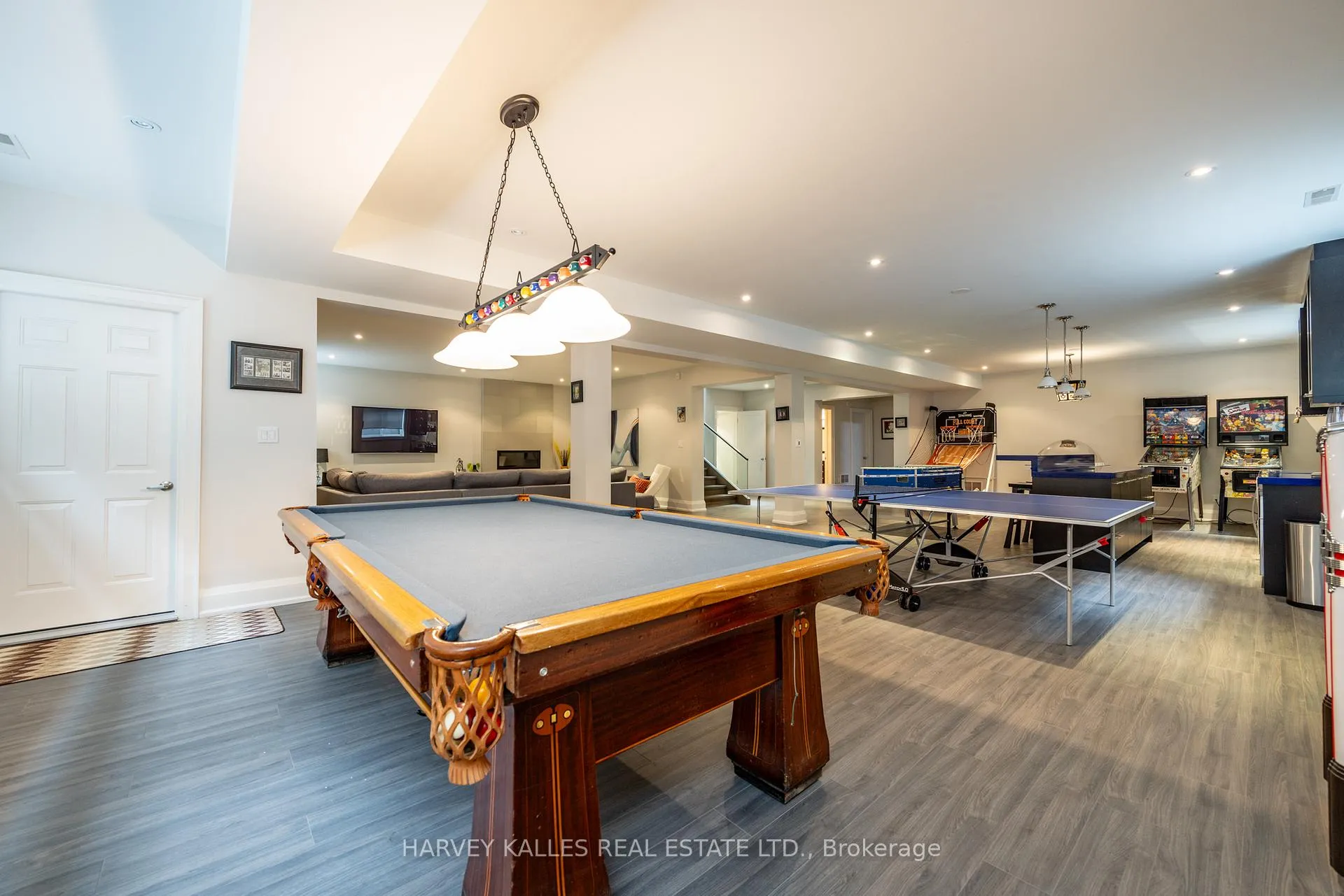 Photo 40 of 14 Sulgrave Crescent, North York, St. Andrew-Windfields — HOMEH