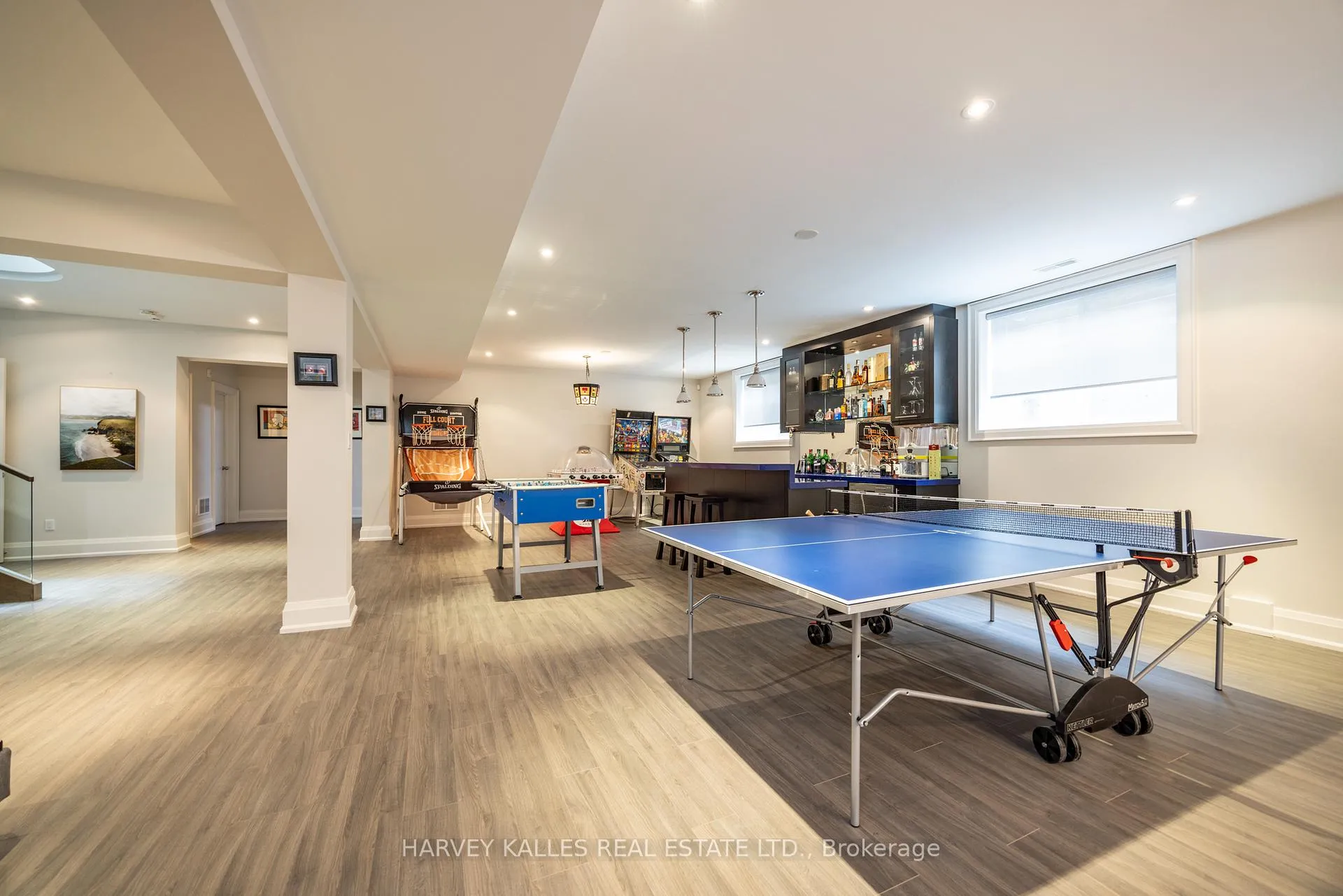 Photo 41 of 14 Sulgrave Crescent, North York, St. Andrew-Windfields — HOMEH
