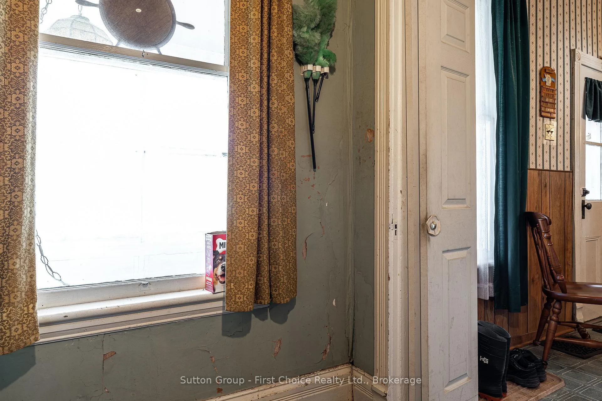 Photo 25 of 55 Dufferin Street, Stratford — HOMEH