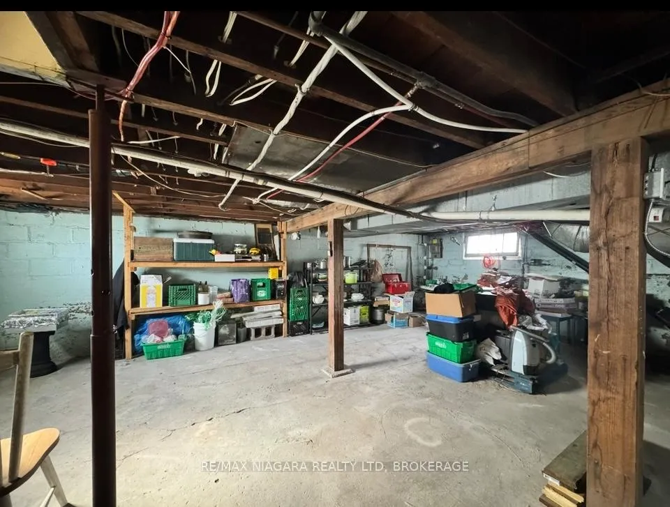 Photo 15 of 4893 Hunter Street, Niagara Falls, Clifton Hill — HOMEH