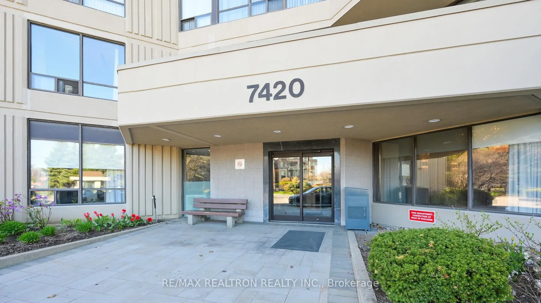 Photo 3 of Unit 1103, 7420 Bathurst Street, Vaughan, Brownridge — HOMEH