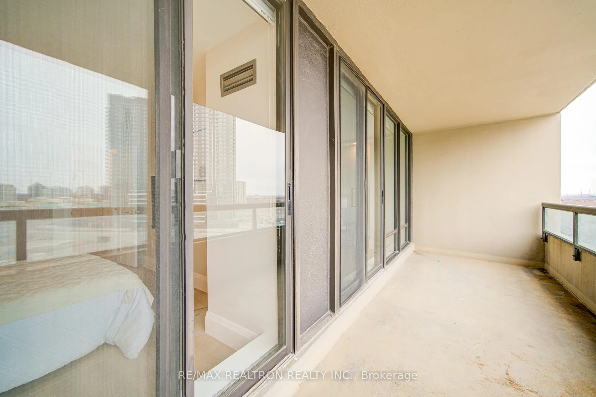 Photo 33 of Unit 1103, 7420 Bathurst Street, Vaughan, Brownridge — HOMEH