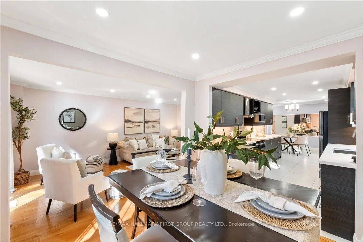 Photo 12 of 780 Hampton Court, Pickering, West Shore — HOMEH