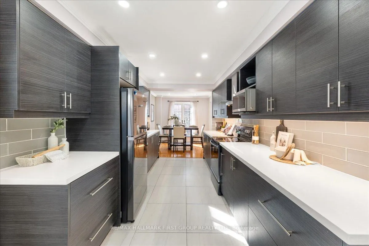 Photo 18 of 780 Hampton Court, Pickering, West Shore — HOMEH