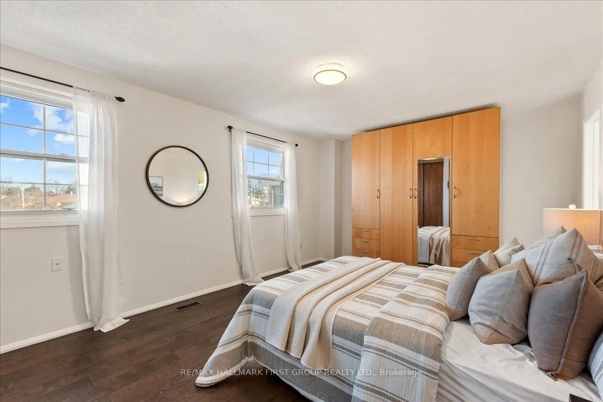 Photo 25 of 780 Hampton Court, Pickering, West Shore — HOMEH