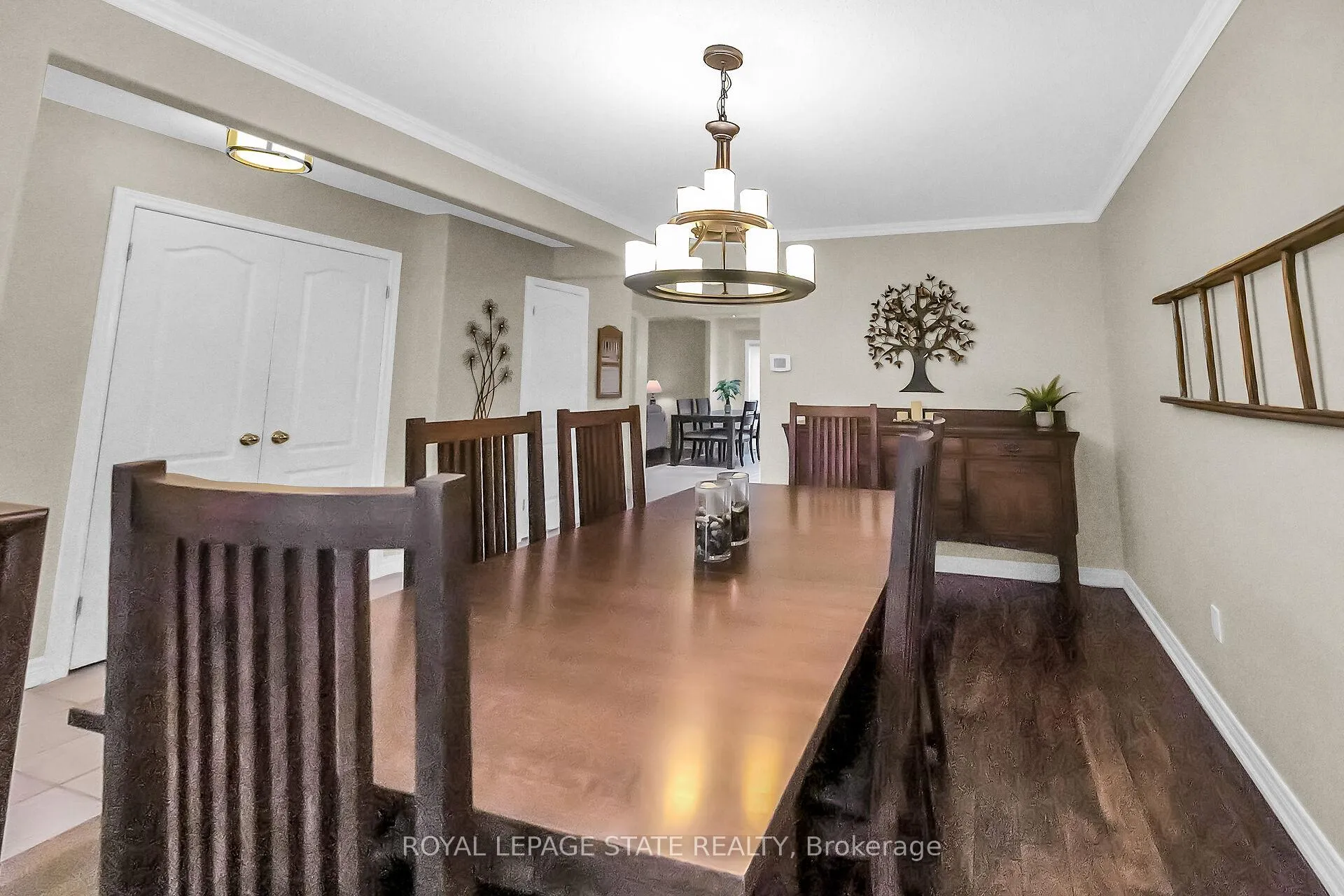 Photo 4 of 2371 Pathfinder Drive, Burlington, Orchard — HOMEH