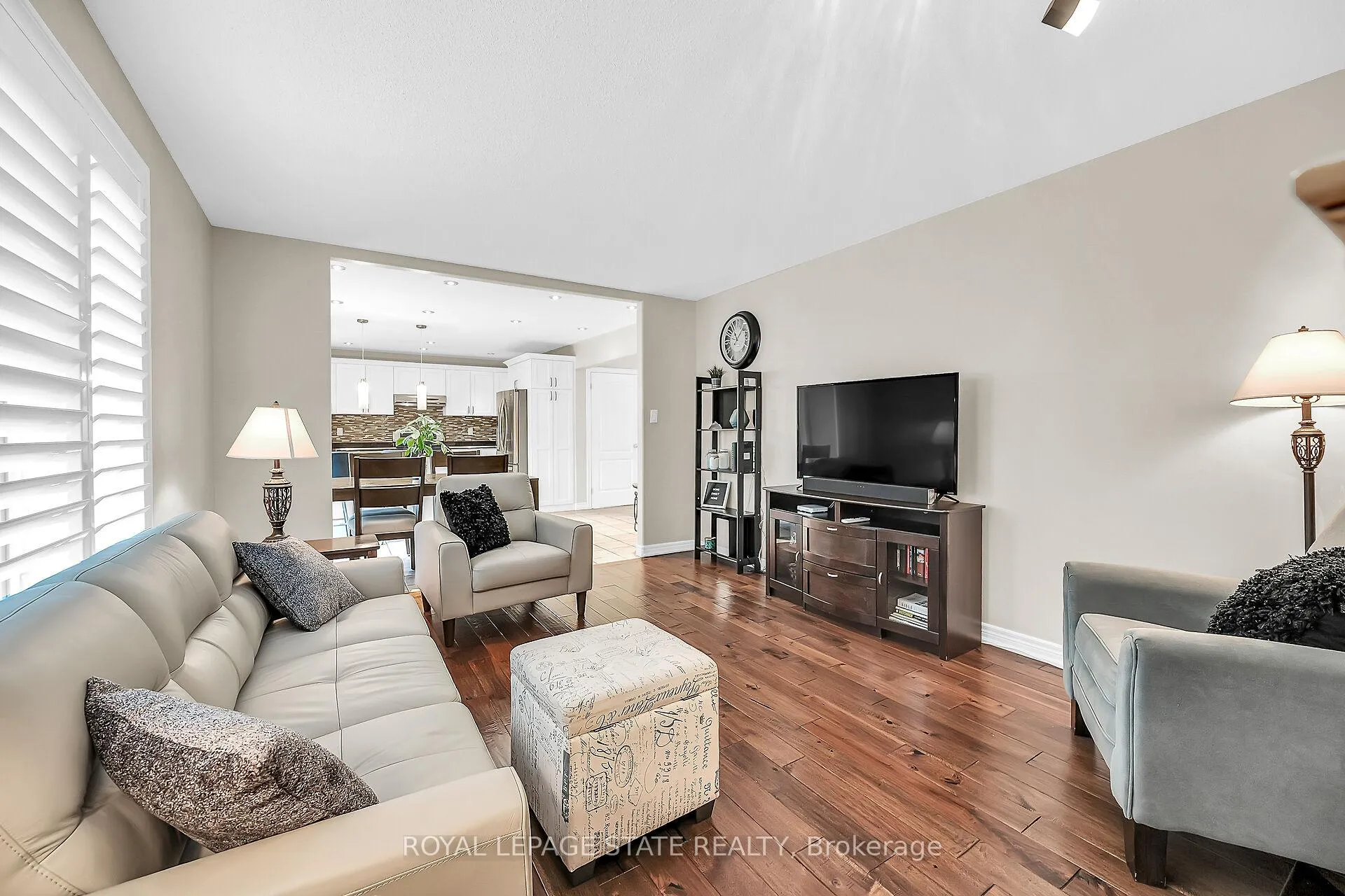 Photo 16 of 2371 Pathfinder Drive, Burlington, Orchard — HOMEH
