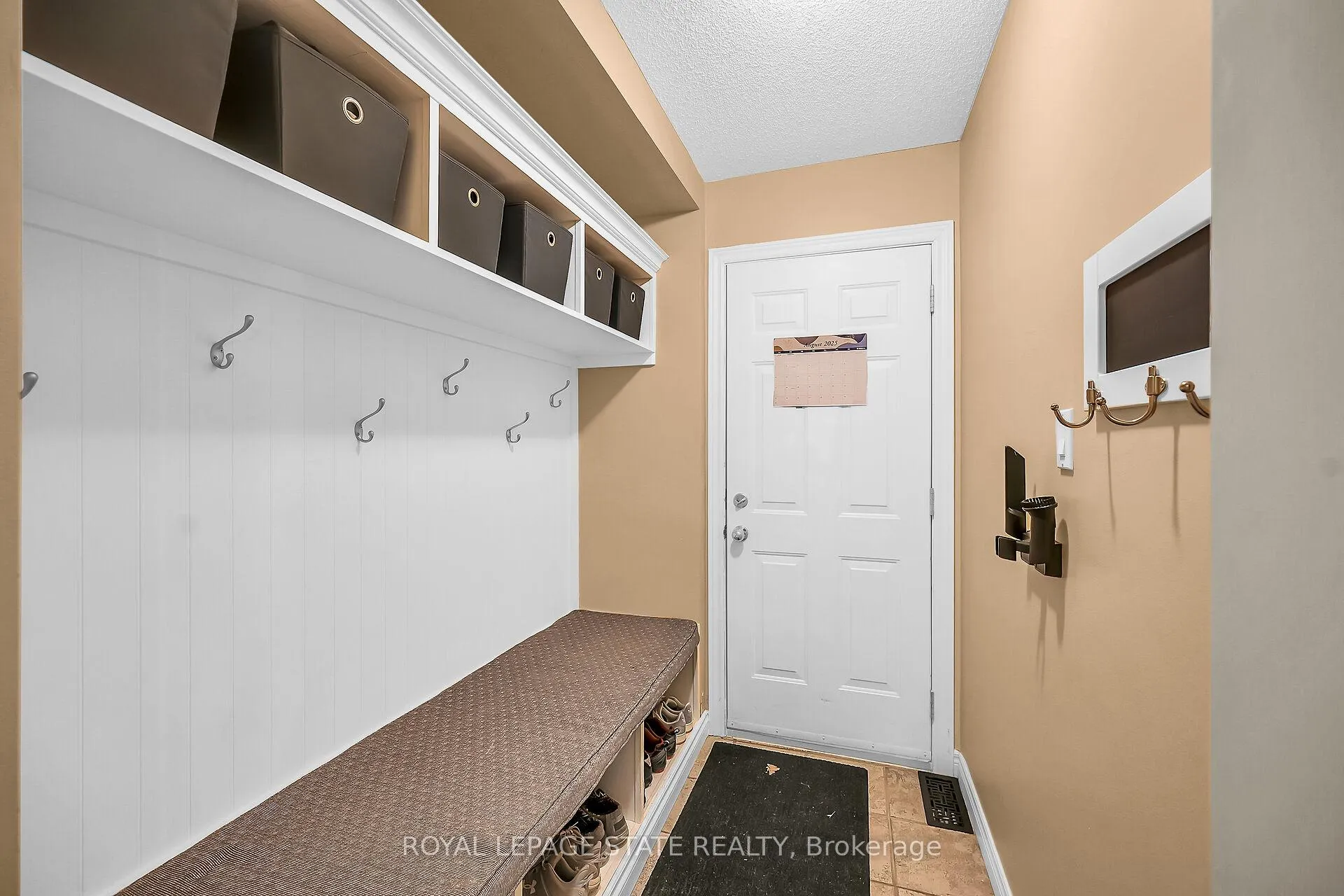 Photo 19 of 2371 Pathfinder Drive, Burlington, Orchard — HOMEH