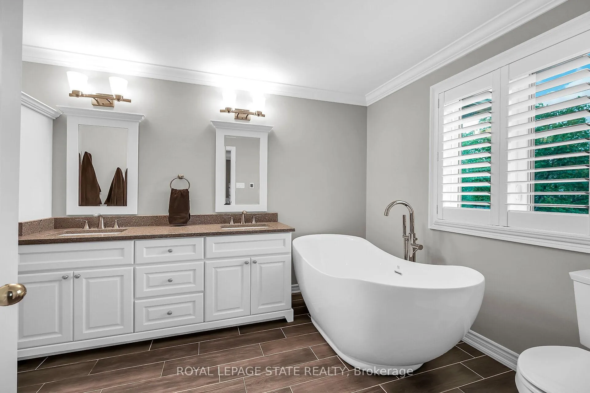 Photo 23 of 2371 Pathfinder Drive, Burlington, Orchard — HOMEH
