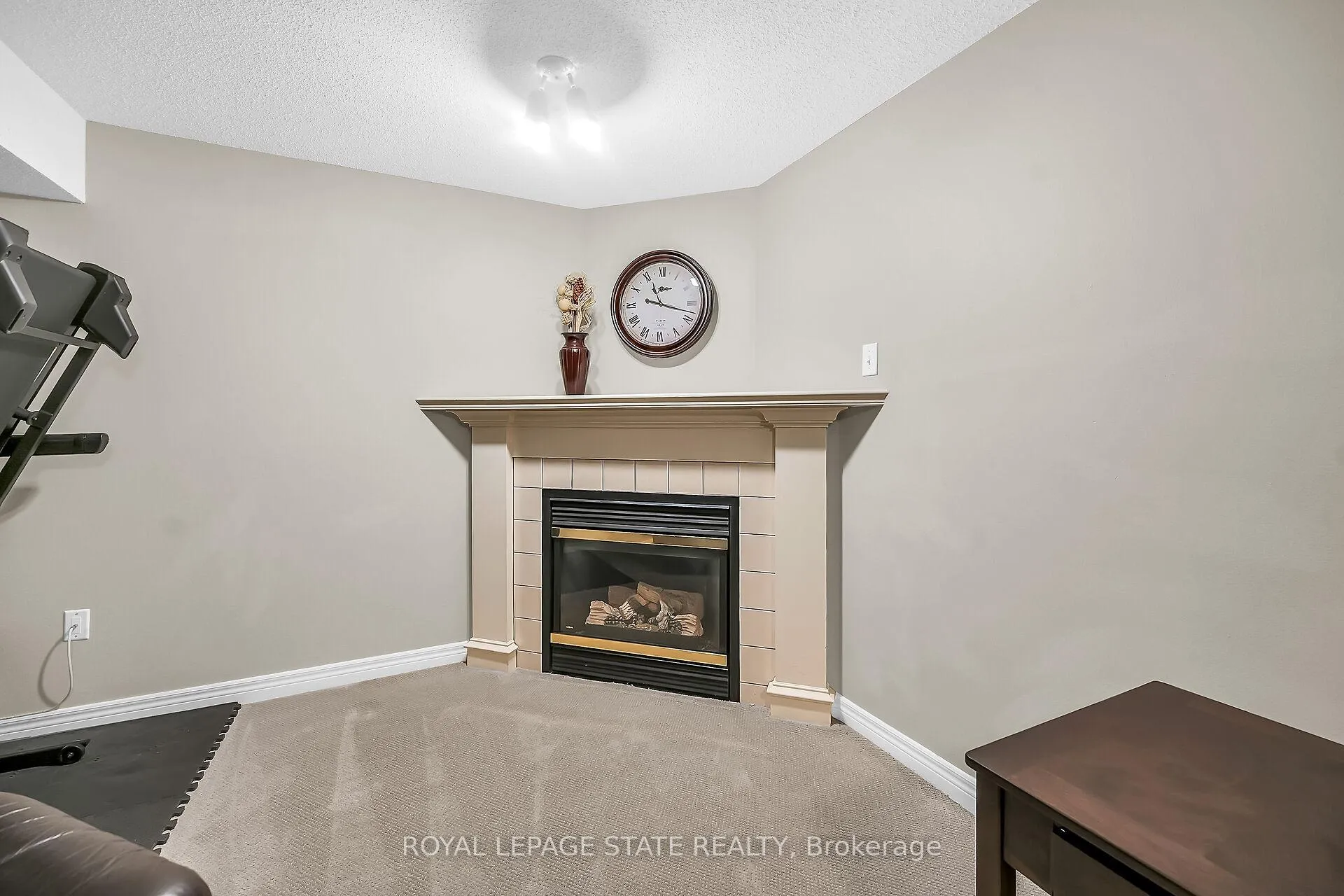 Photo 38 of 2371 Pathfinder Drive, Burlington, Orchard — HOMEH