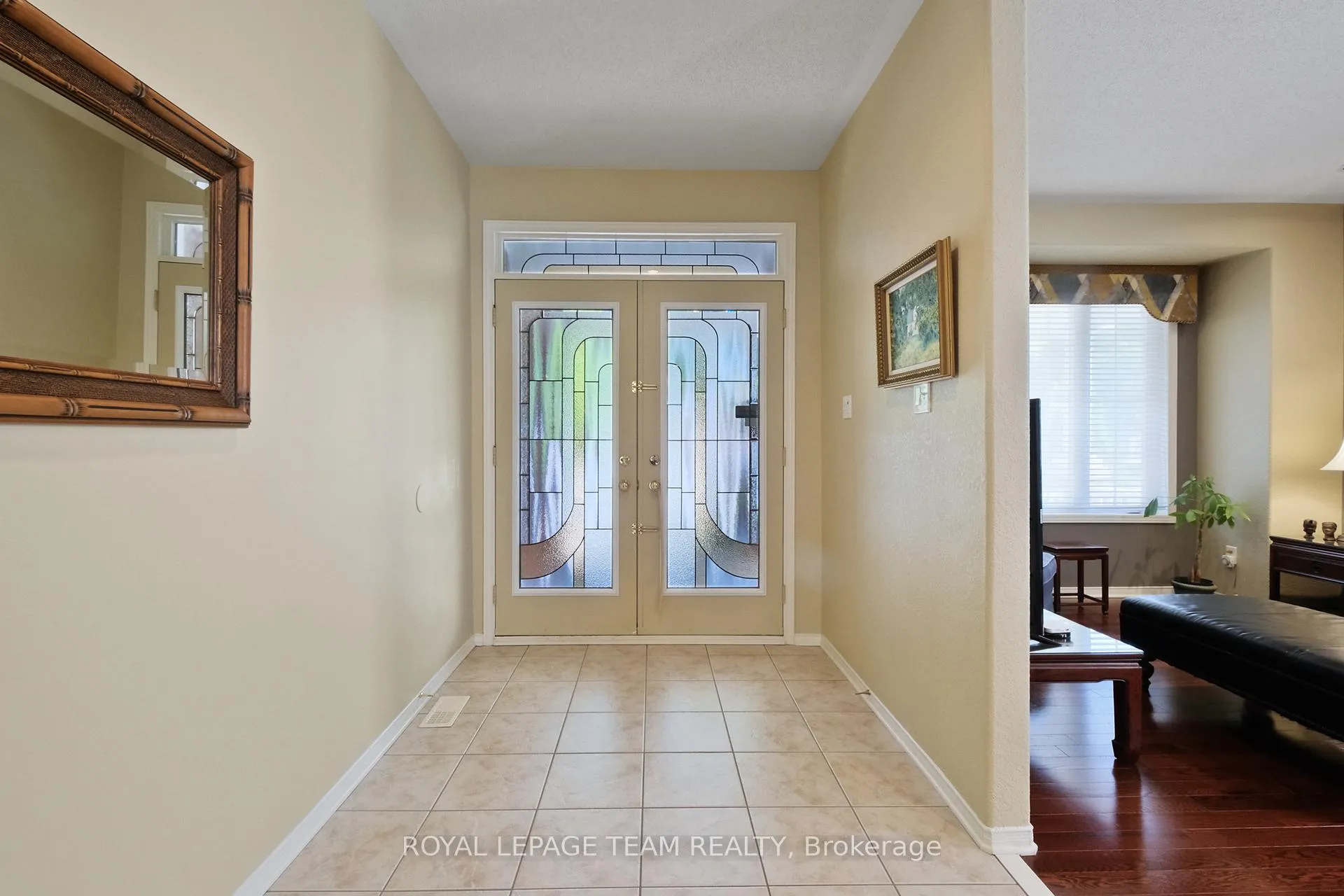 Photo 4 of 2885 Brigham Way, Ottawa, Upper Hunt Club — HOMEH