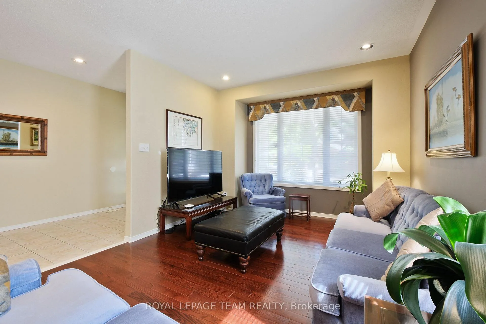 Photo 6 of 2885 Brigham Way, Ottawa, Upper Hunt Club — HOMEH