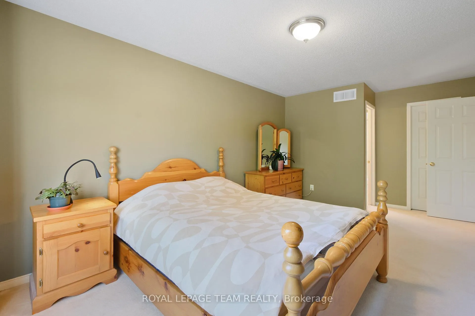 Photo 33 of 2885 Brigham Way, Ottawa, Upper Hunt Club — HOMEH