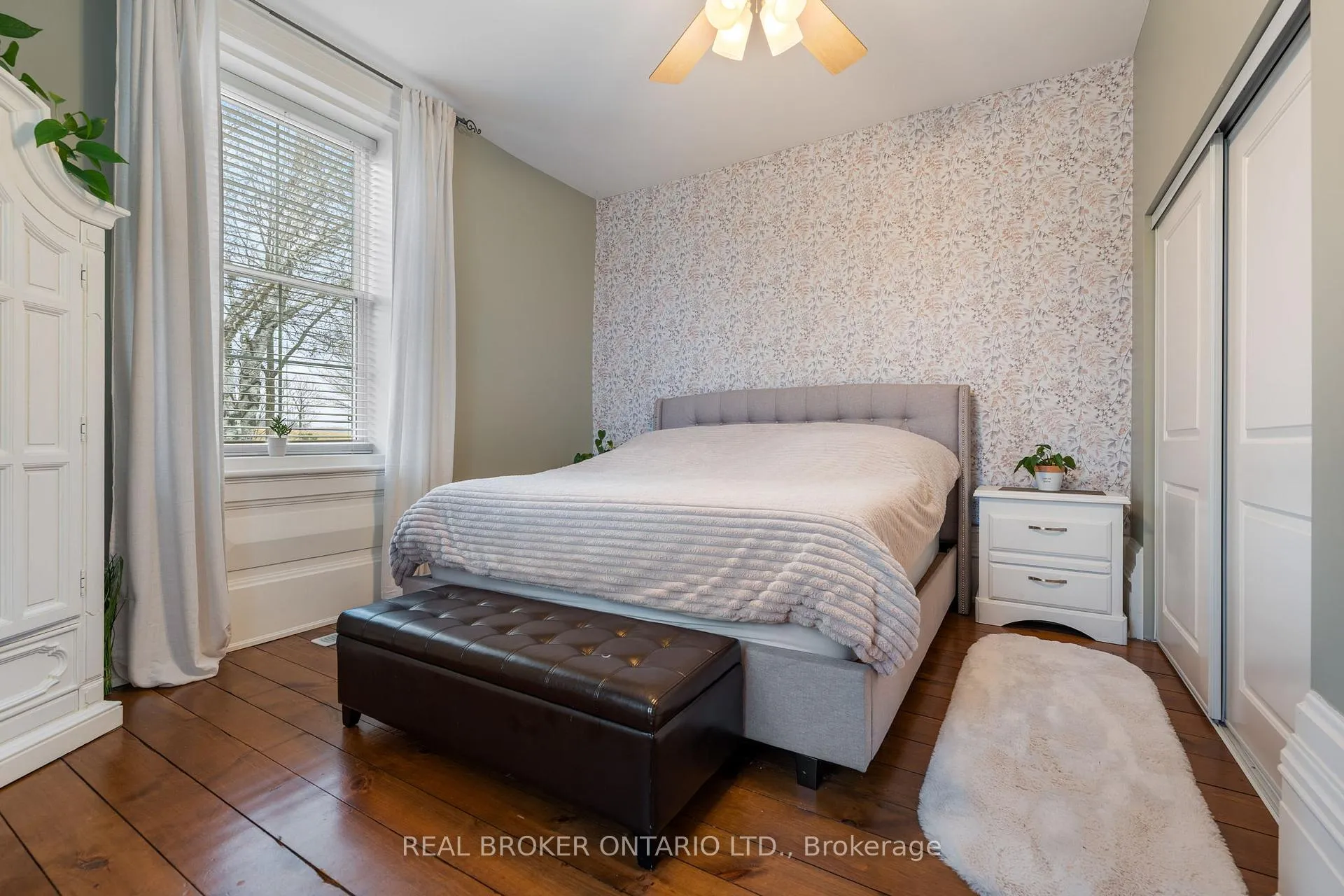 Photo 4 of 812412 Baseline Road, Norwich, Rural Norwich — HOMEH