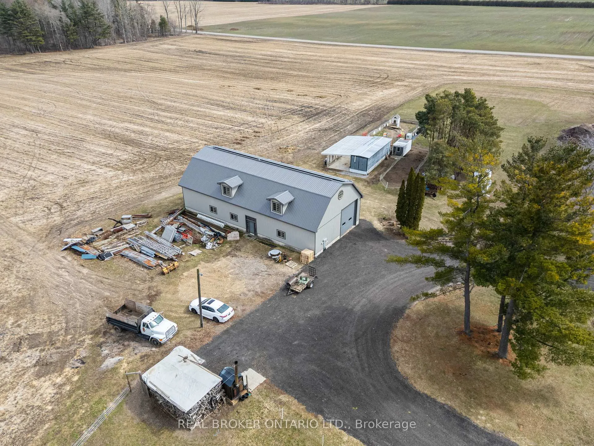 Photo 32 of 812412 Baseline Road, Norwich, Rural Norwich — HOMEH