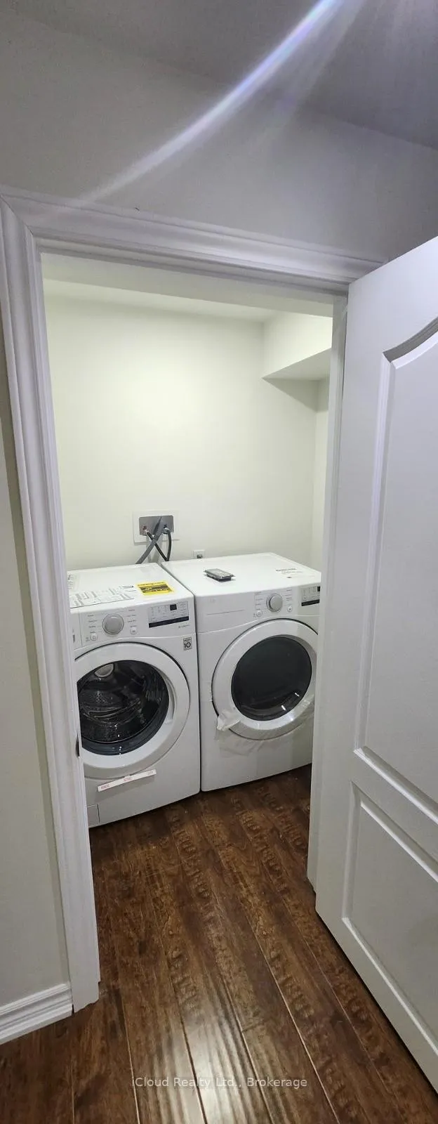 Photo 7 of 15 Nina Place, Brampton, Fletcher's Meadow — HOMEH