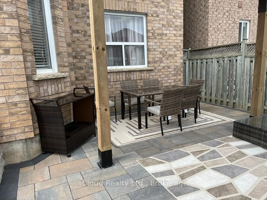 Photo 16 of 15 Nina Place, Brampton, Fletcher's Meadow — HOMEH
