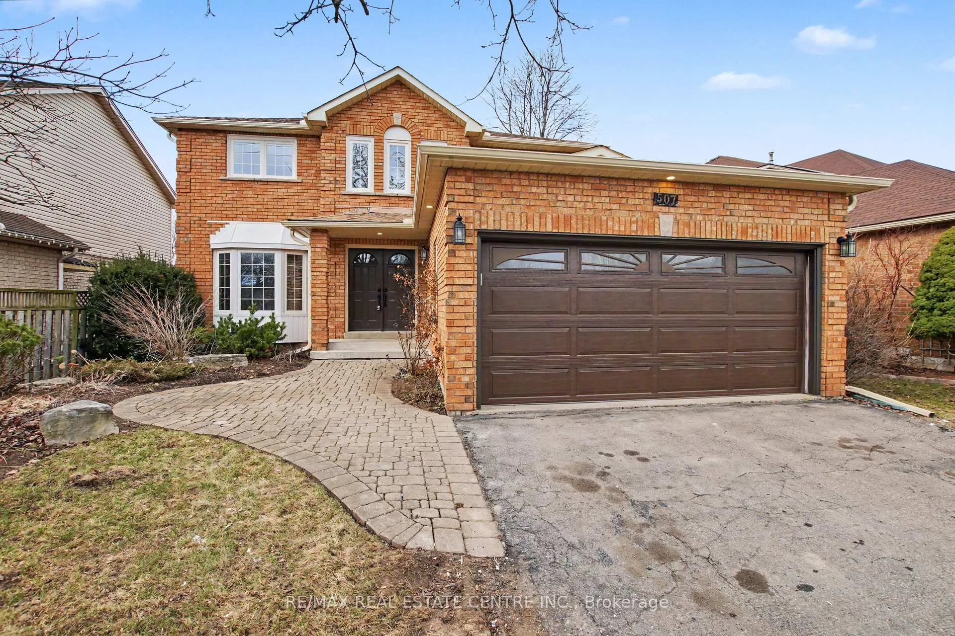 Front of 507 Grand Ridge Drive