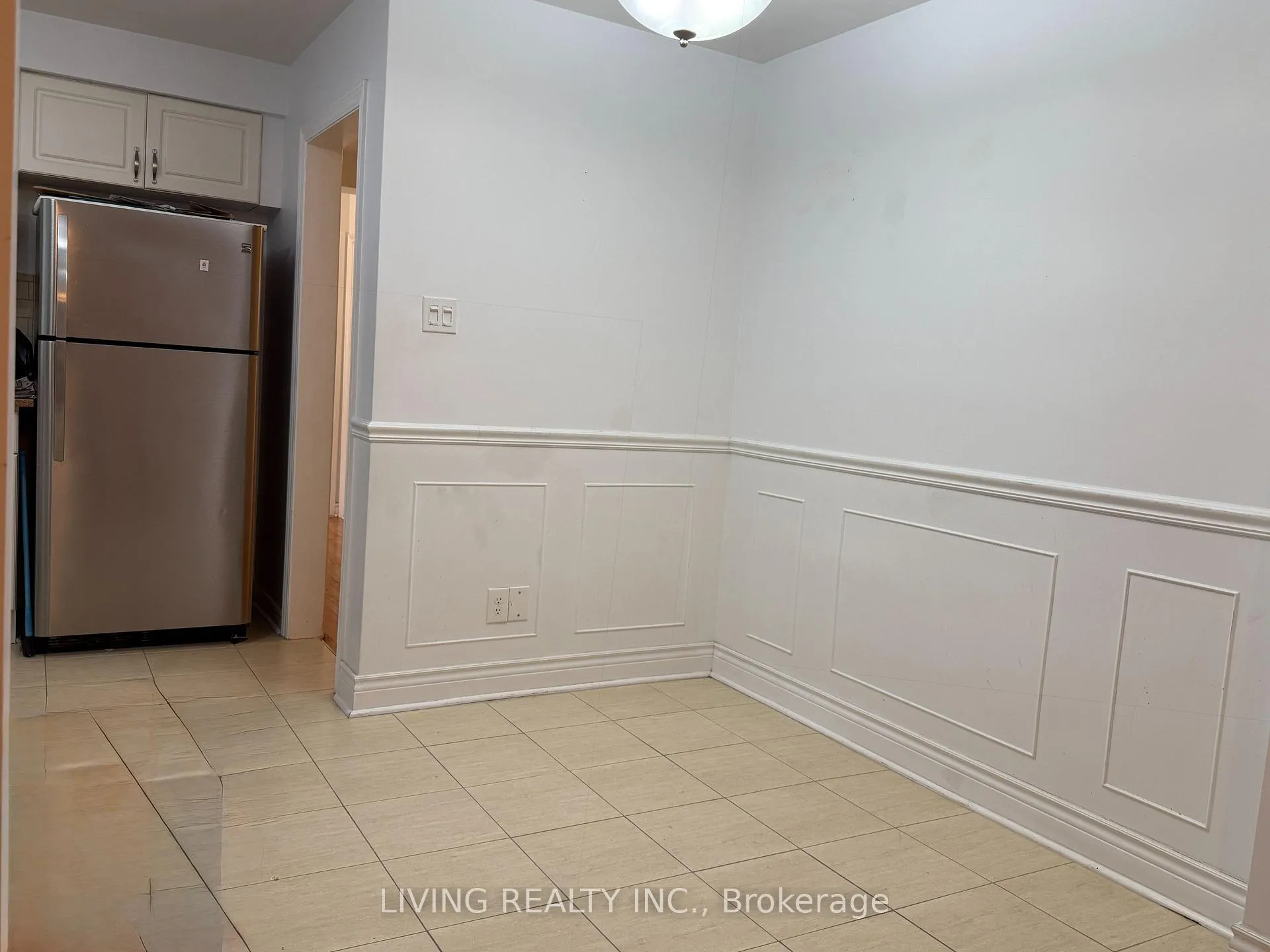 Photo 8 of 156 Fitzgerald Avenue, Markham, Unionville — HOMEH