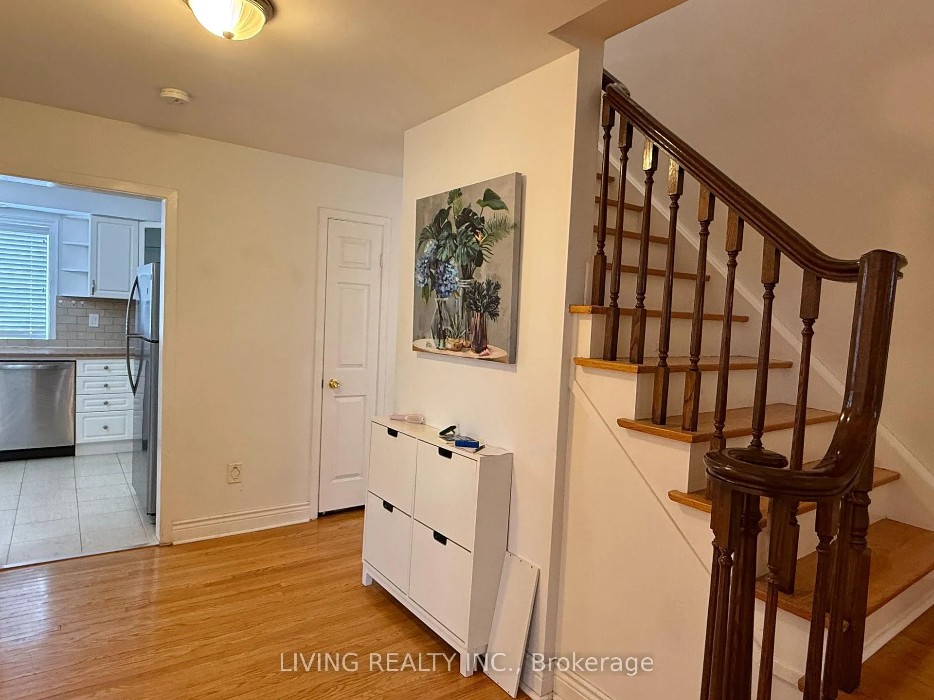 Photo 10 of 156 Fitzgerald Avenue, Markham, Unionville — HOMEH