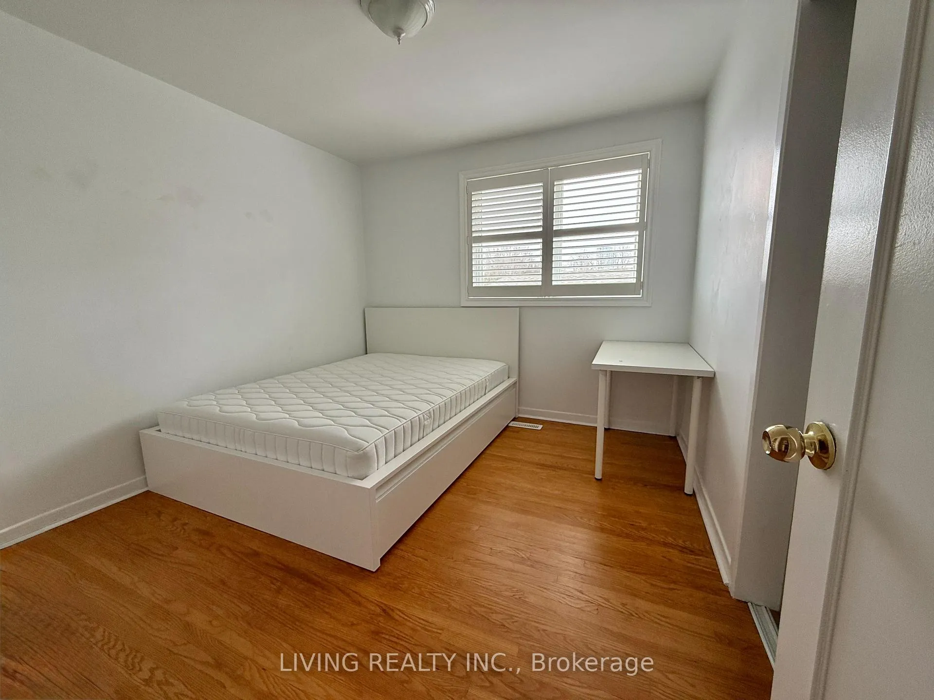 Photo 16 of 156 Fitzgerald Avenue, Markham, Unionville — HOMEH