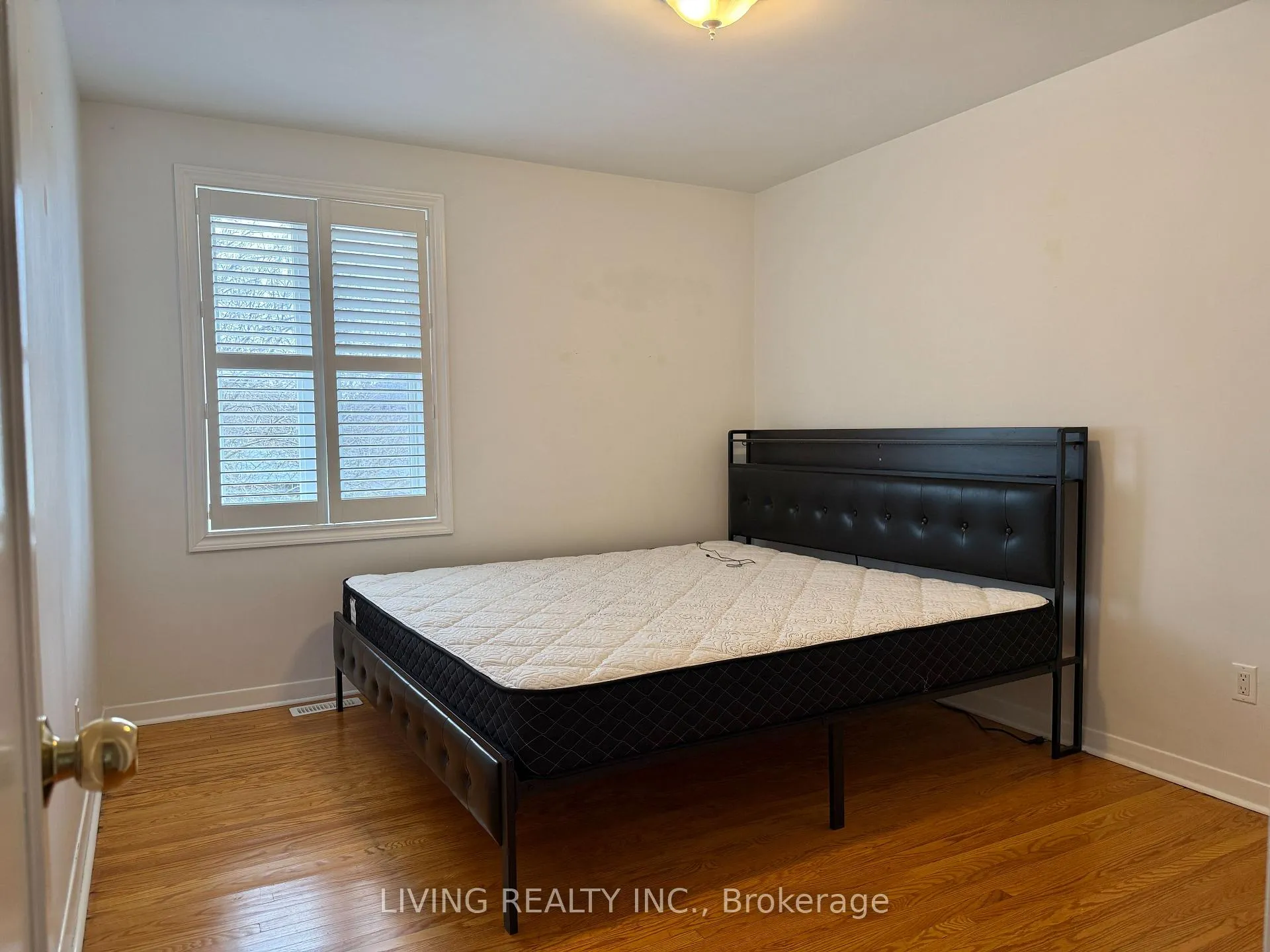 Photo 17 of 156 Fitzgerald Avenue, Markham, Unionville — HOMEH