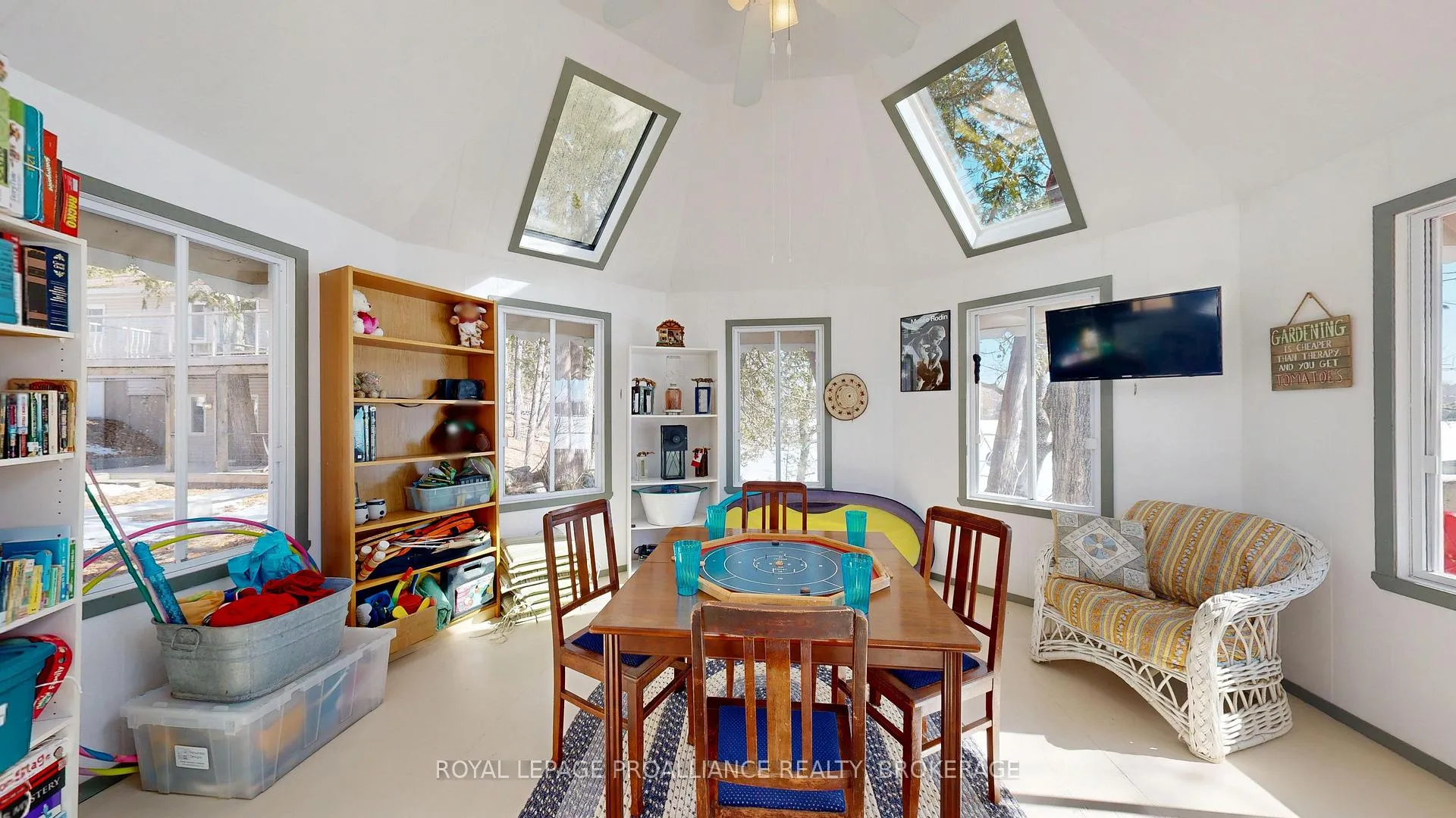 Photo 10 of 1004C Public Beach Road, Frontenac, Frontenac Centre — HOMEH