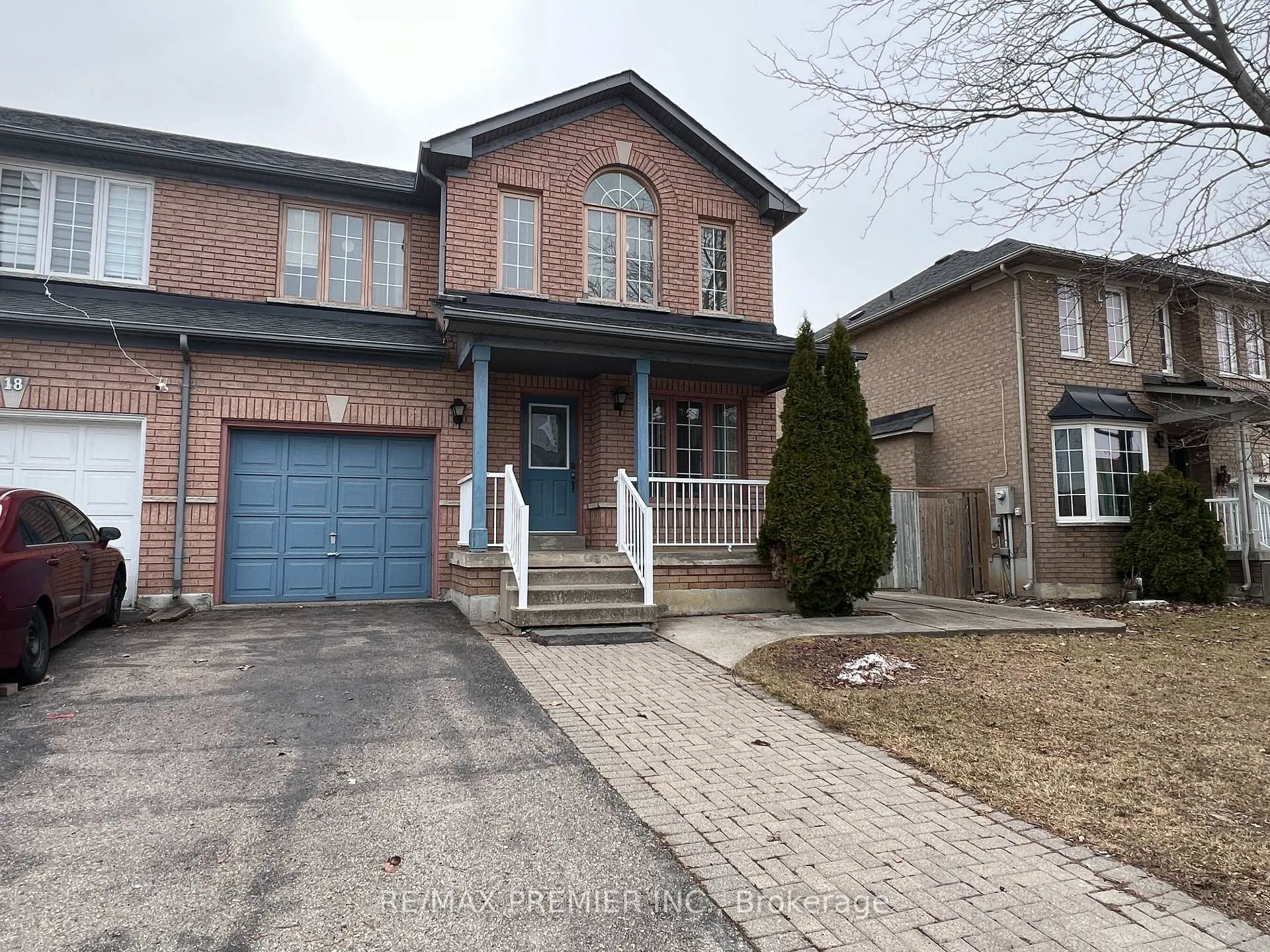 Photo 2 of 20 Manitoba Place, Brampton, Sandringham-Wellington — HOMEH