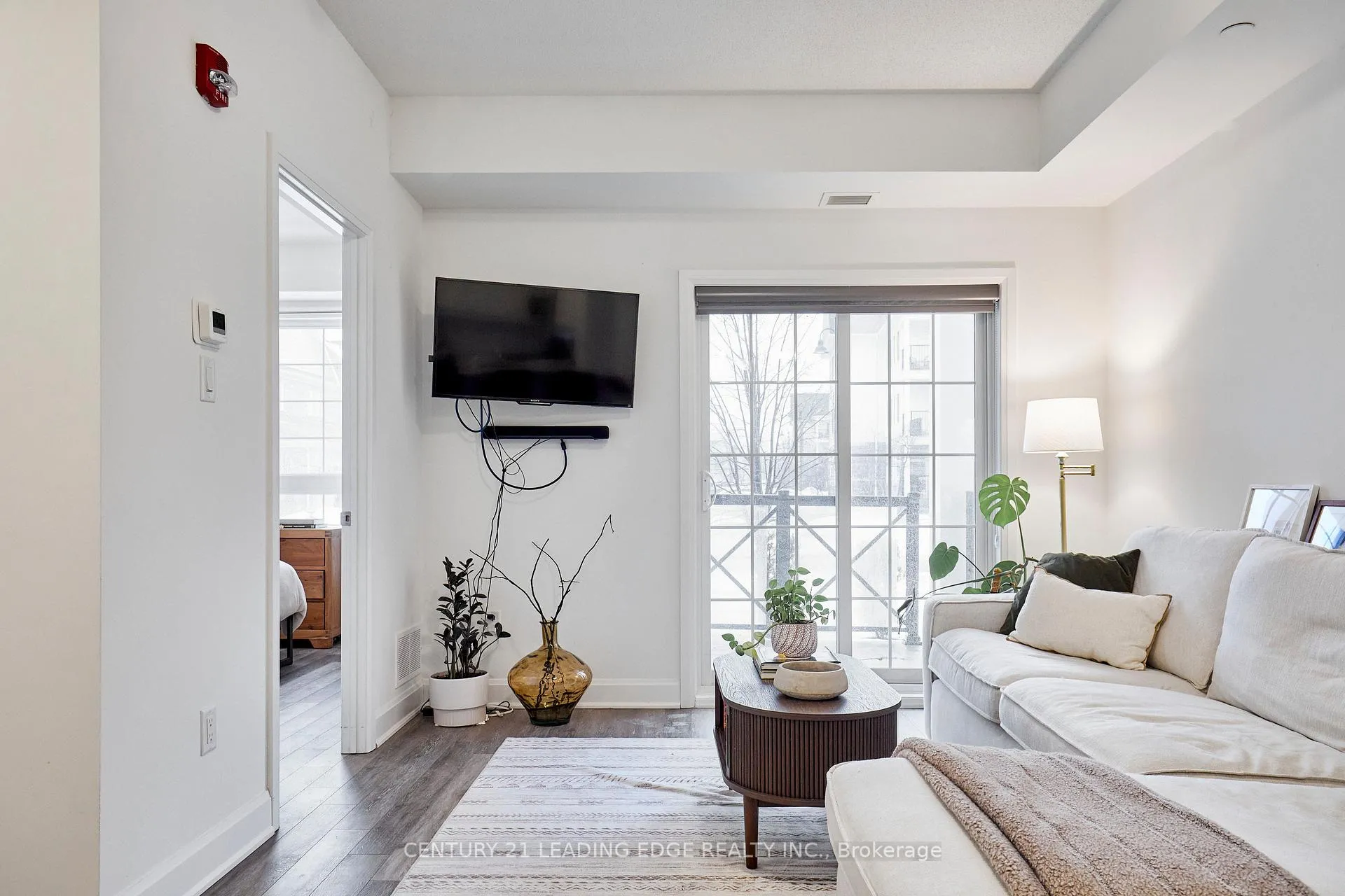 Photo 14 of Unit 105, 50 Lakebreeze Drive, Clarington, Newcastle — HOMEH