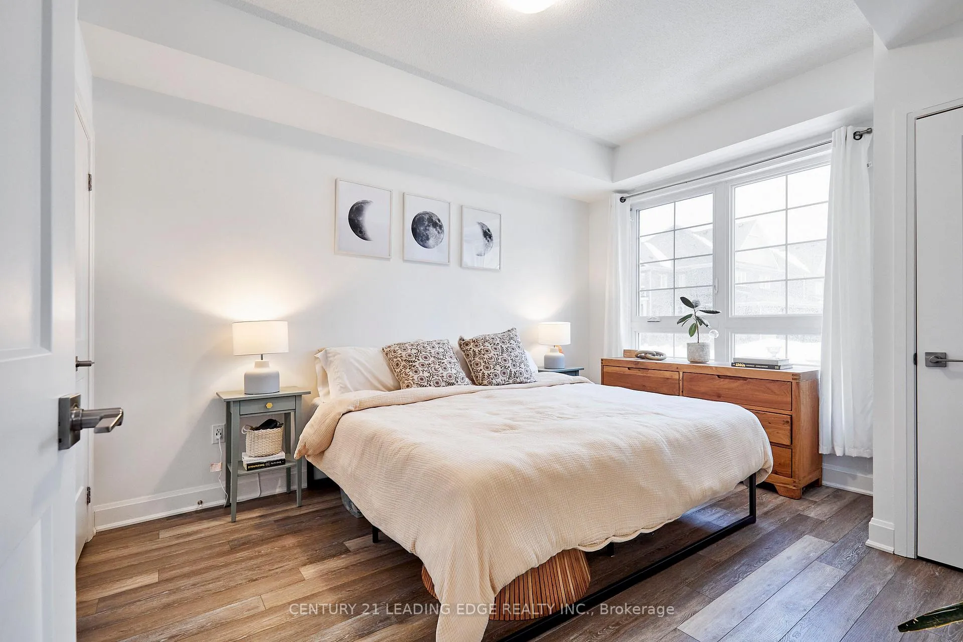 Photo 18 of Unit 105, 50 Lakebreeze Drive, Clarington, Newcastle — HOMEH