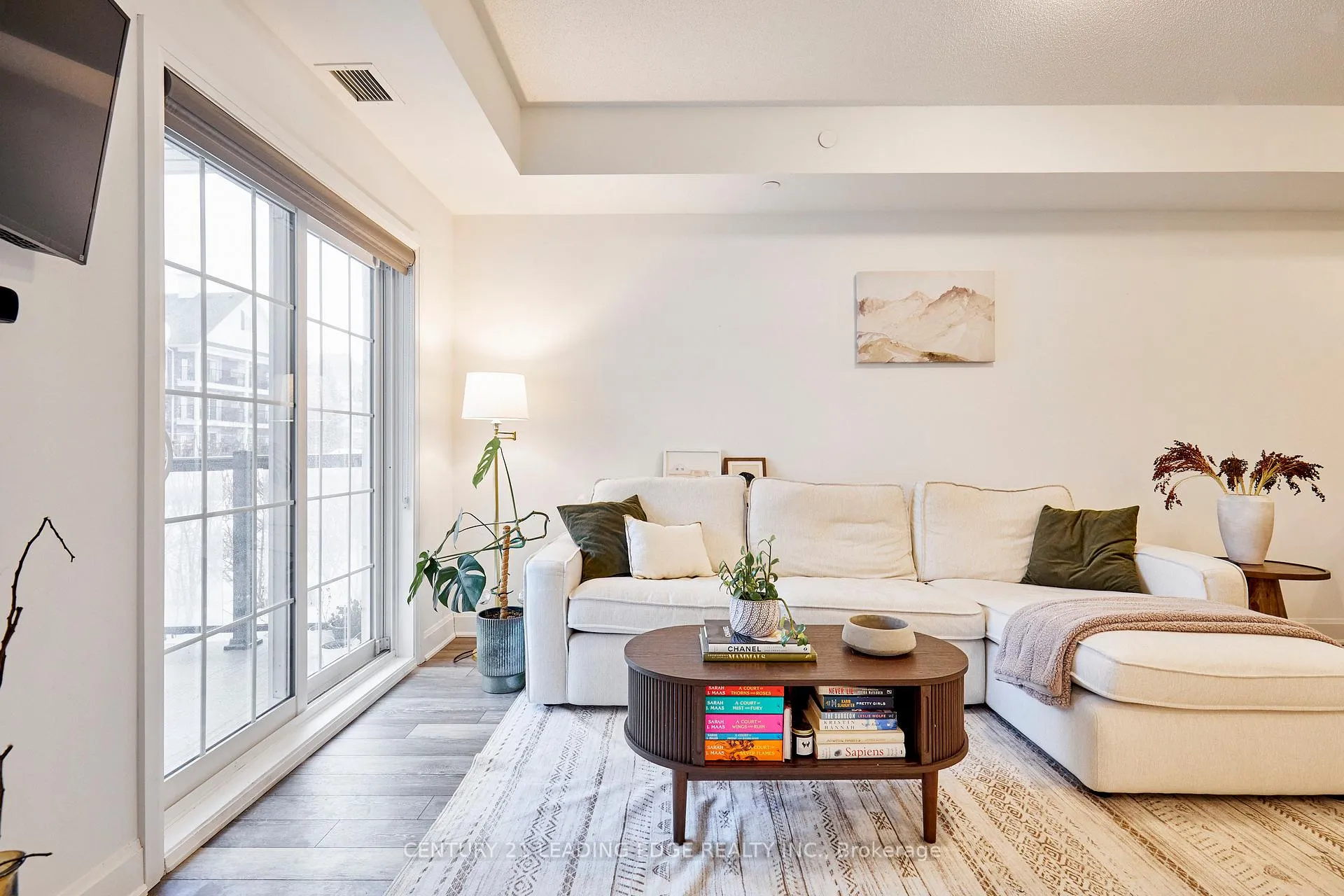 Photo 20 of Unit 105, 50 Lakebreeze Drive, Clarington, Newcastle — HOMEH
