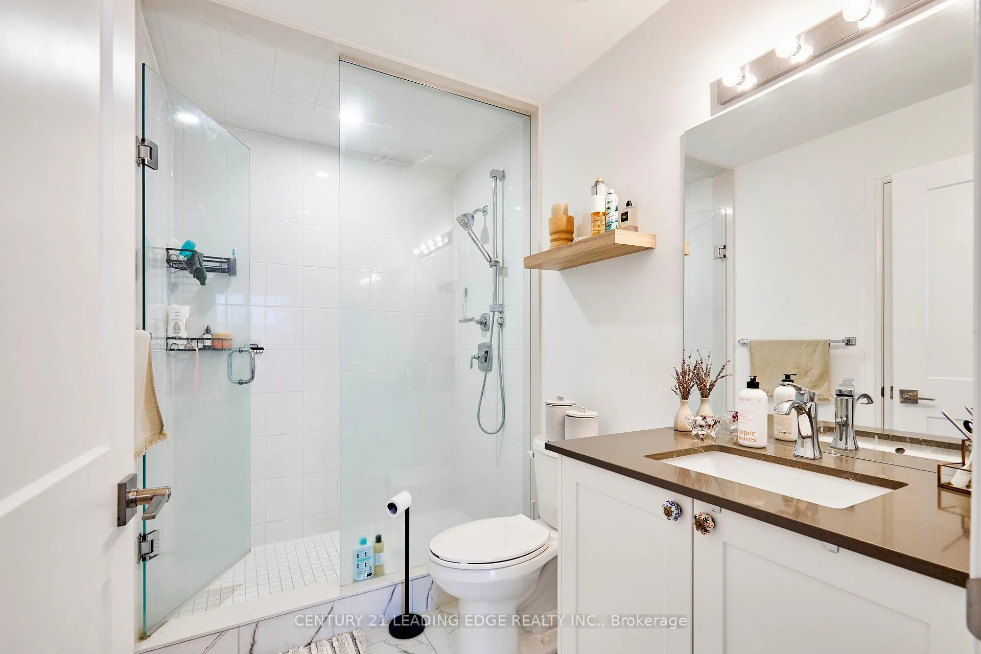 Photo 25 of Unit 105, 50 Lakebreeze Drive, Clarington, Newcastle — HOMEH