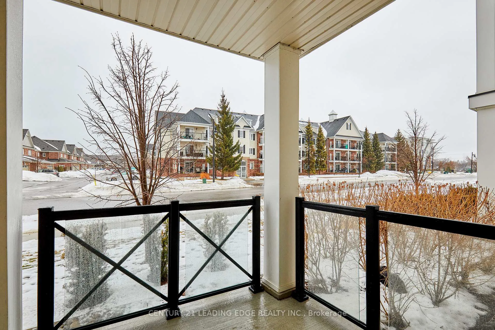 Photo 28 of Unit 105, 50 Lakebreeze Drive, Clarington, Newcastle — HOMEH