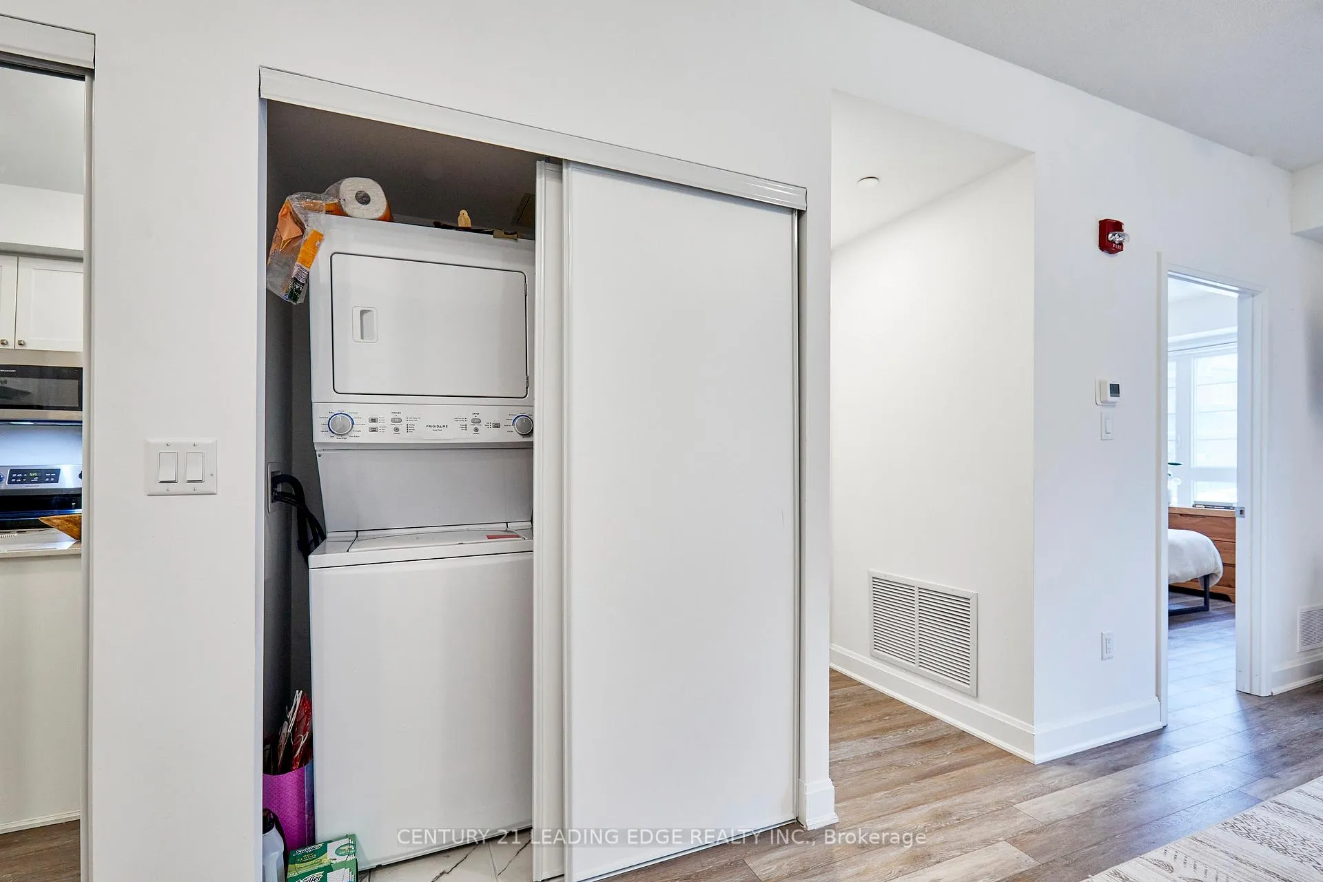 Photo 29 of Unit 105, 50 Lakebreeze Drive, Clarington, Newcastle — HOMEH