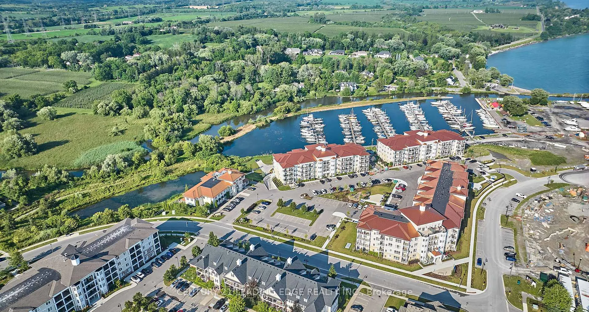 Photo 50 of Unit 105, 50 Lakebreeze Drive, Clarington, Newcastle — HOMEH