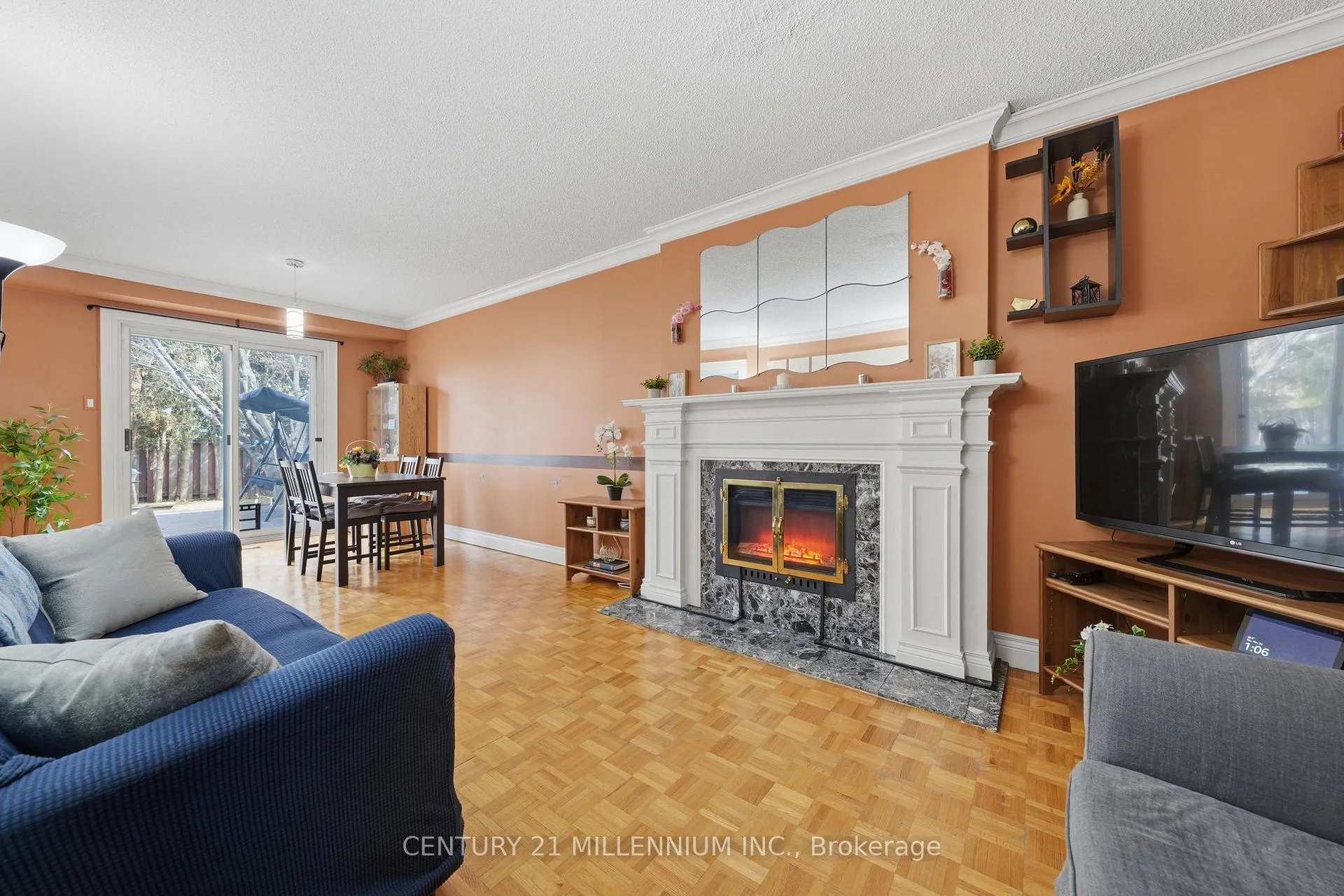 Photo 3 of 59 Dumfries Avenue, Brampton, Heart Lake West — HOMEH
