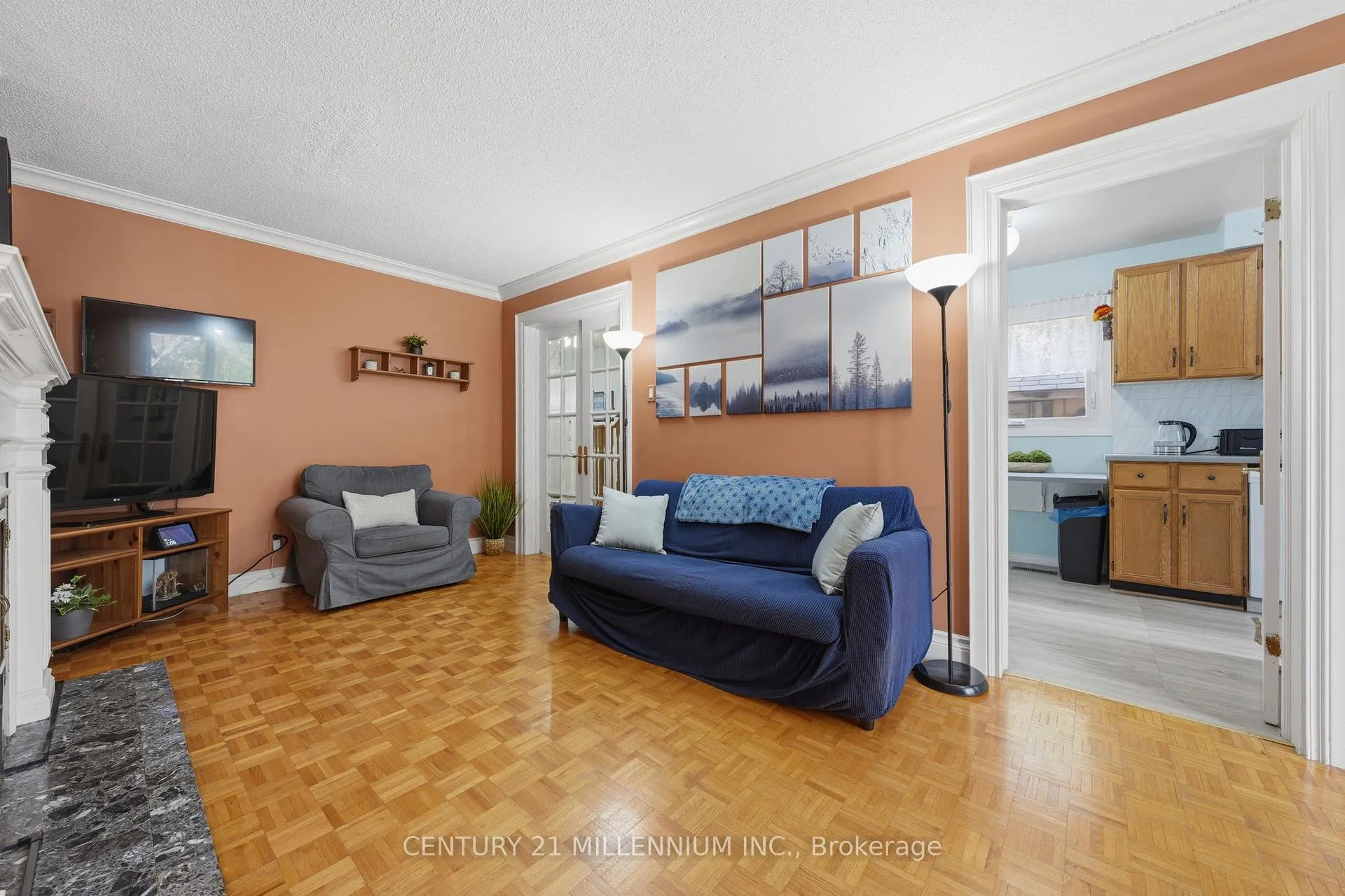 Photo 5 of 59 Dumfries Avenue, Brampton, Heart Lake West — HOMEH