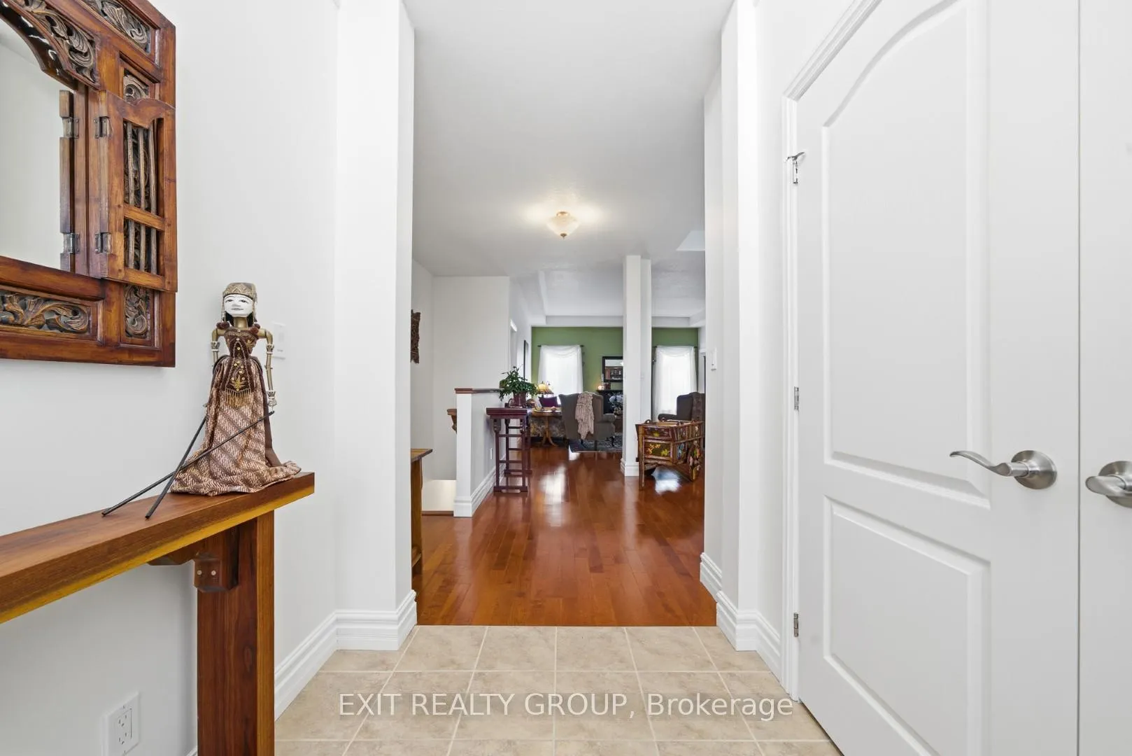 Photo 9 of 68 Maplehurst Crescent, Prince Edward County, Wellington Ward — HOMEH