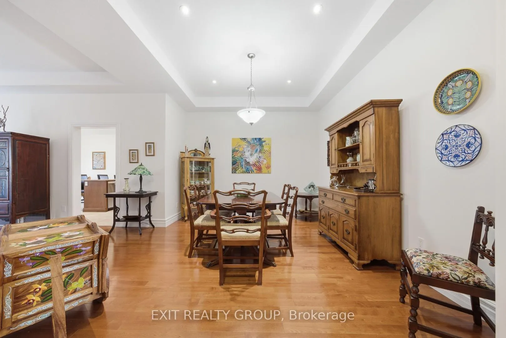 Photo 12 of 68 Maplehurst Crescent, Prince Edward County, Wellington Ward — HOMEH