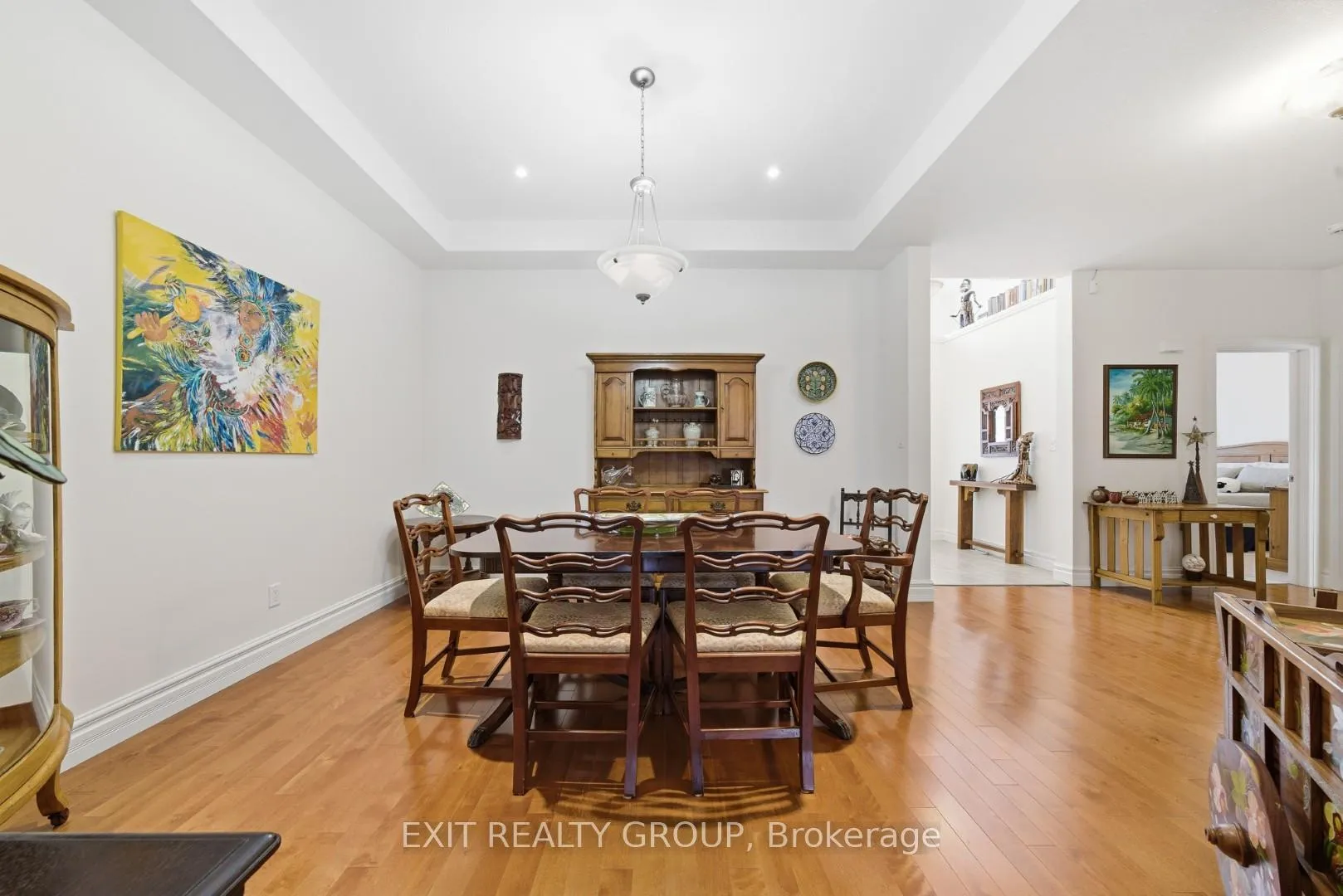 Photo 13 of 68 Maplehurst Crescent, Prince Edward County, Wellington Ward — HOMEH