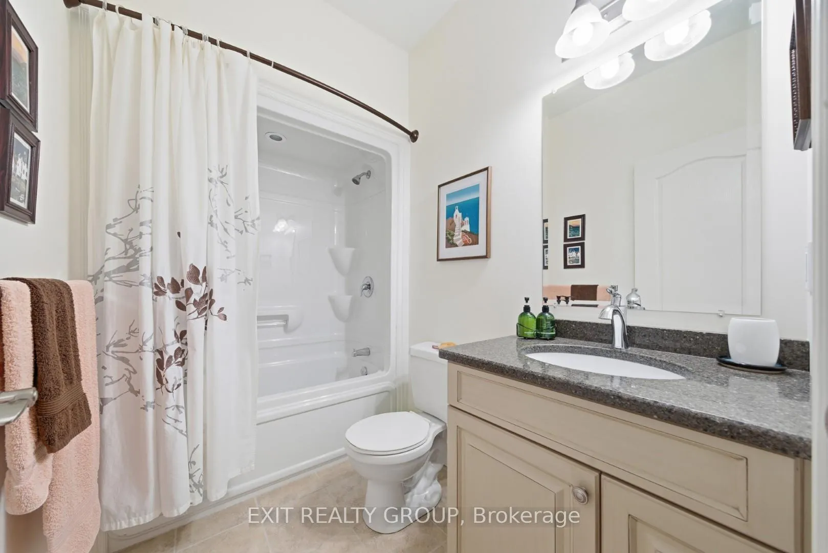 Photo 39 of 68 Maplehurst Crescent, Prince Edward County, Wellington Ward — HOMEH