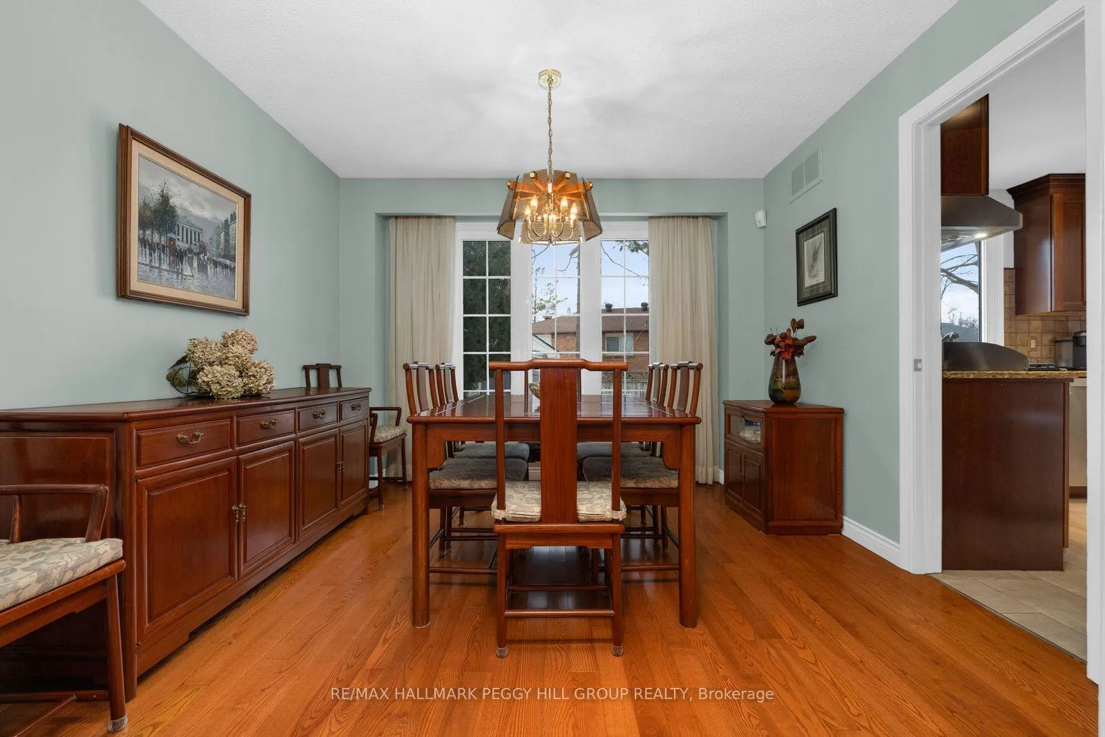 Photo 5 of 46 Oakridge Drive, Barrie, Sunnidale — HOMEH