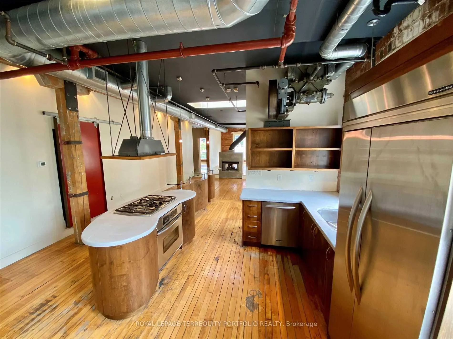 Photo 6 of Unit 9, 535 Queen Street E, Toronto, Moss Park — HOMEH