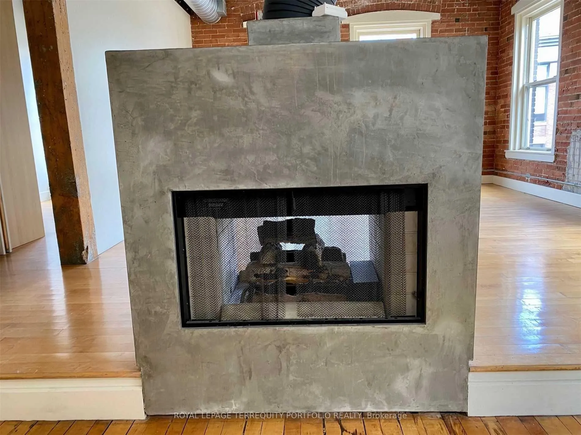 Photo 13 of Unit 9, 535 Queen Street E, Toronto, Moss Park — HOMEH