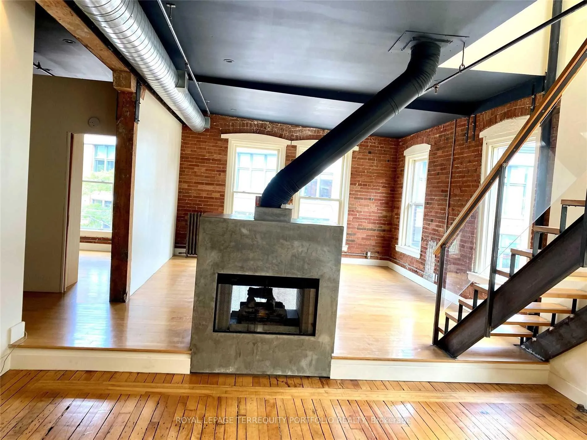 Photo 14 of Unit 9, 535 Queen Street E, Toronto, Moss Park — HOMEH
