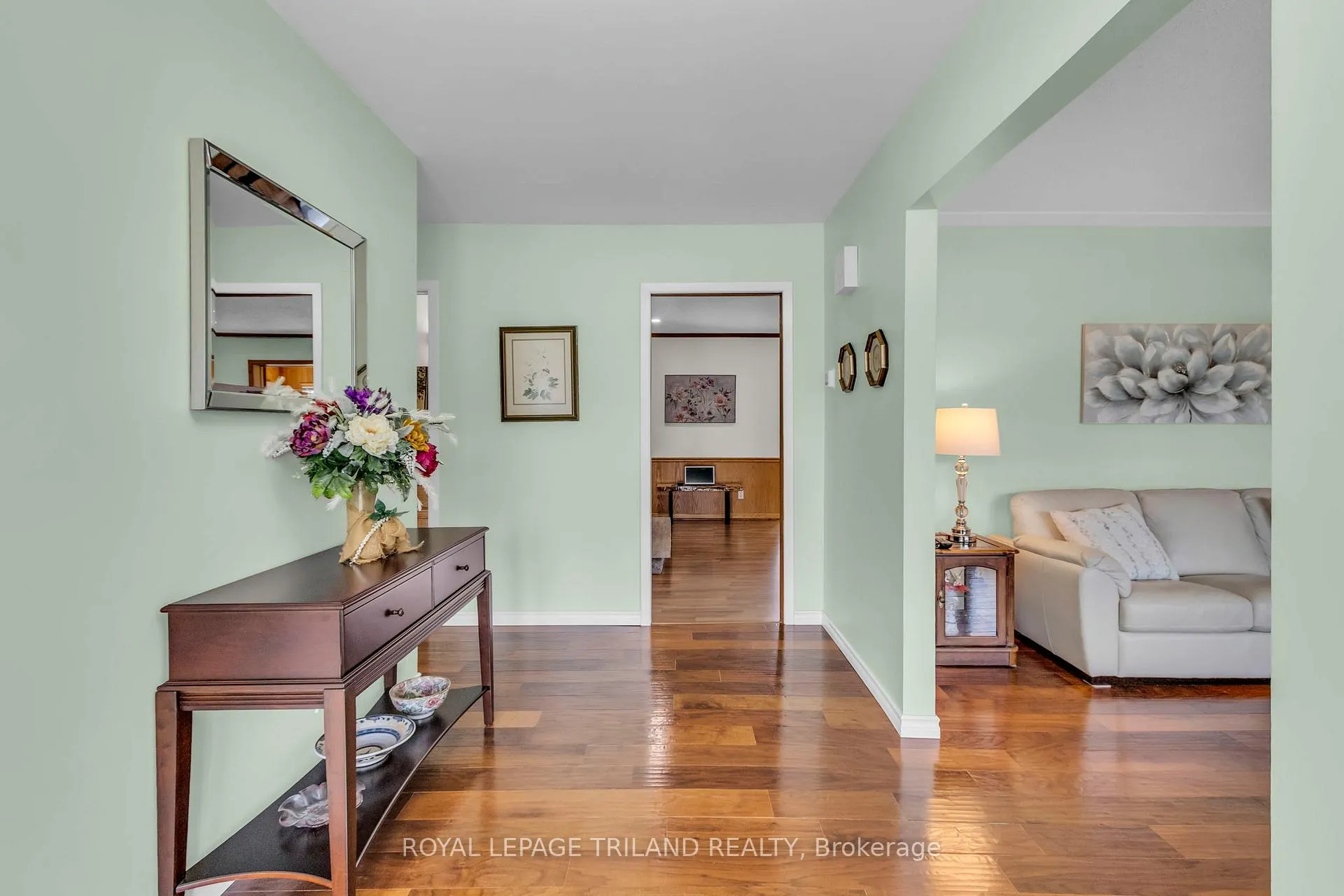 Photo 11 of 370 Station Street, North Middlesex, Parkhill — HOMEH